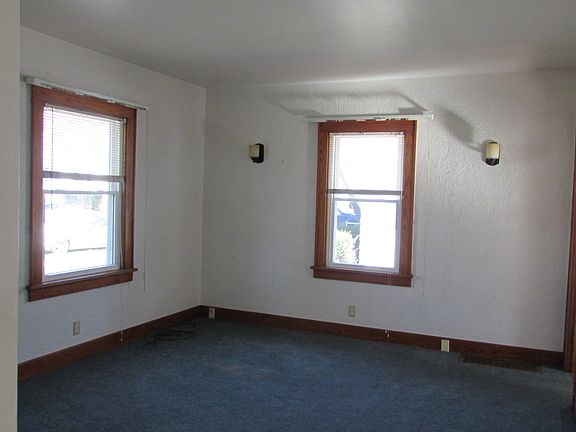 4th image of 1014 S 13th St