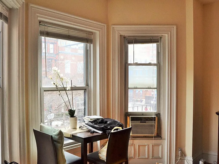 225 Newbury St #3F — Photo 4