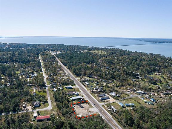 3rd image of 1122 N Highway 356