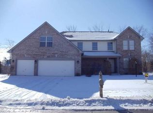 7849 Meadow Bend Dr, Indianapolis, IN 46259