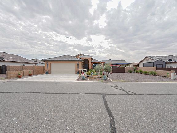 2nd image of 27373 Red Rock Rd
