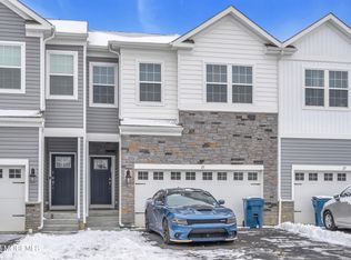 25 Mantoloking Dr, Jackson, NJ 08527