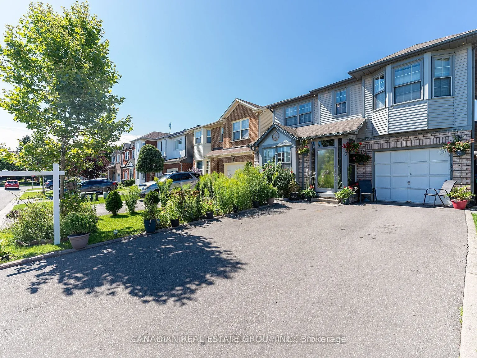 3 bed, $3,100 — Photo 2