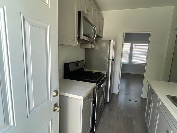 2nd image of 5434 Huntington Dr S #2