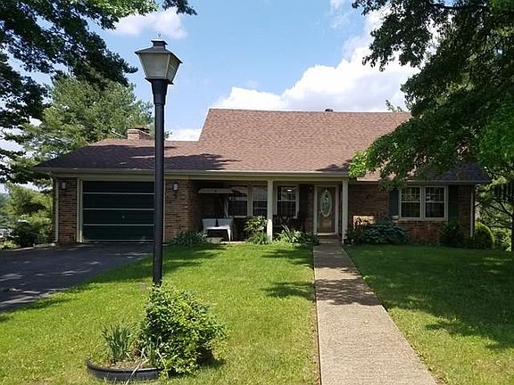 2nd image of 19387 Oakwood Dr