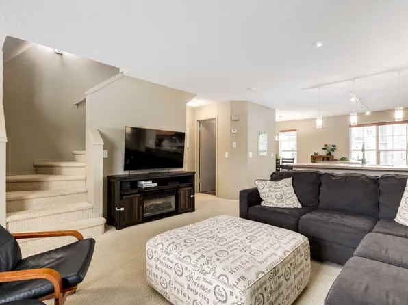 778 Tuscany Dr NW, Calgary, AB T3L 3C4