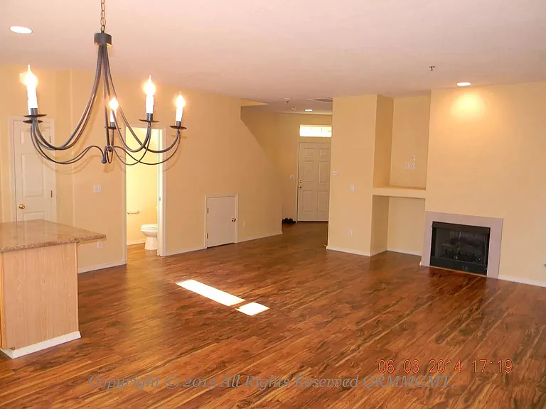3416 NW 31st Cir — Photo 3