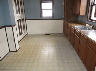 434 N Harrison St, Rushville, IN