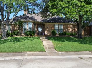 3704 Bishop Hill Dr, Carrollton, TX 75007