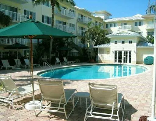 1515 E Broward Blvd #305 — Photo 24