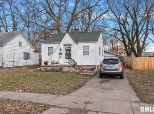 1032 N 14th St, Springfield, IL 62702