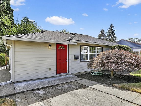 3rd image of 12920 SW Douglas St