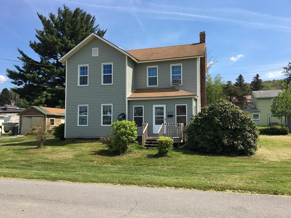 1st image of 930 Worth St