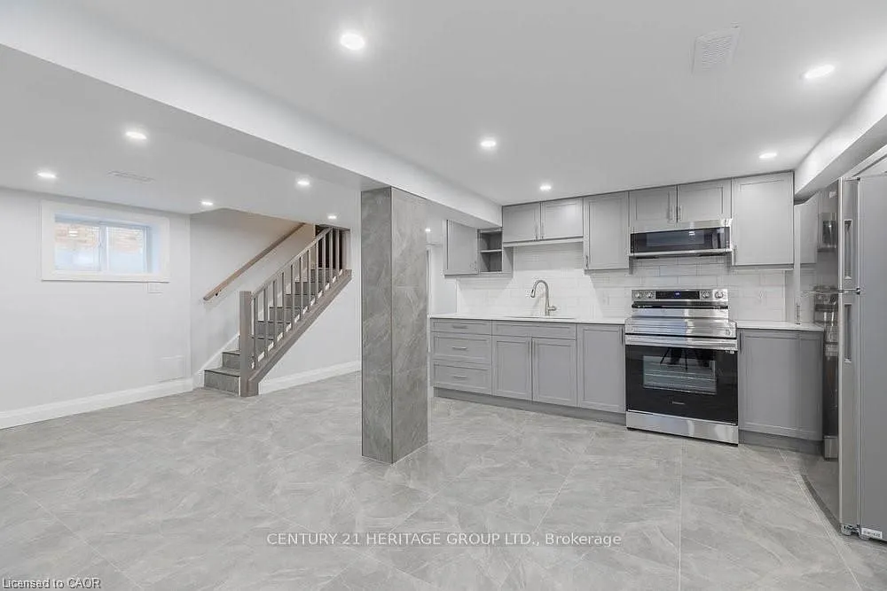 2 bed, $2,200 — Photo 2