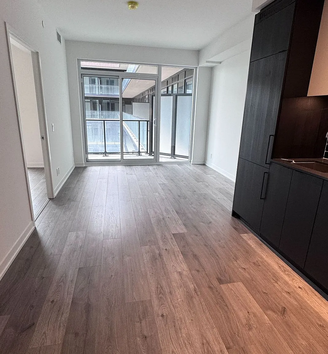 2 bed, $2,900 — Photo 4