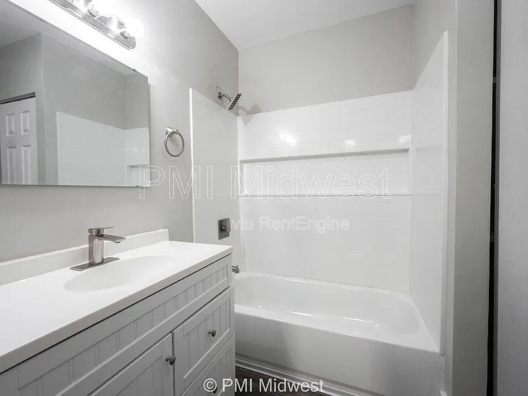 538 W 29th St #B — Photo 20