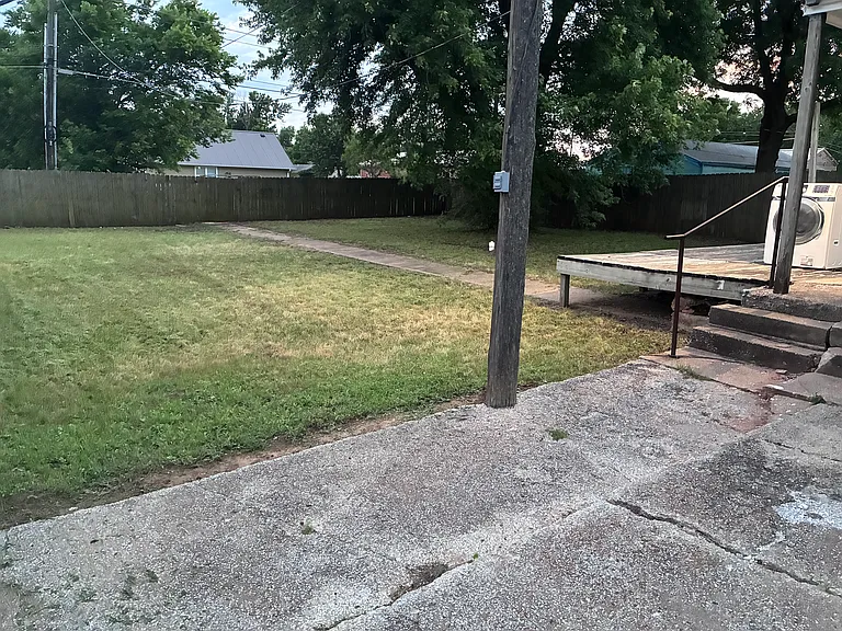 115 W Main St — Photo 3