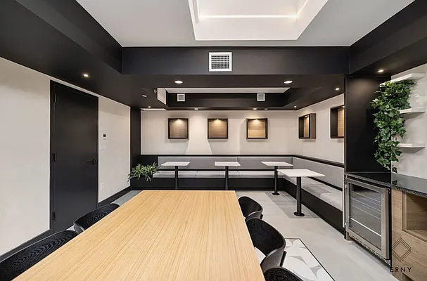 Rented by ERNY LLC | media 31