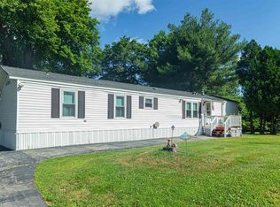 15 Winter St, Salem, NH 03079