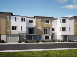 14374 Savannah Ct, San Diego, CA 92128