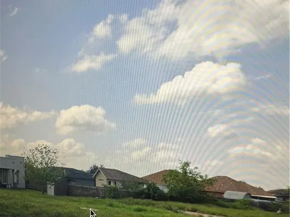 916 Sebastian Ct, Pharr, TX 78577