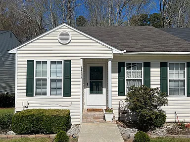 319 Crawford Mill Ln — exterior photo