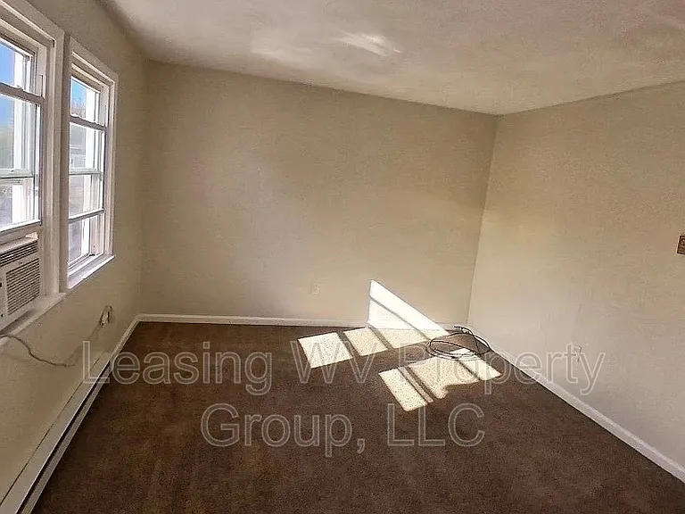 2704 Creamery St — Photo 4