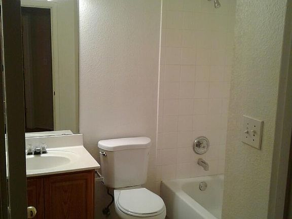 5th image of 6611 Kirk Ln