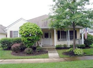 208 N Pondview Blvd, Monroe Township, NJ 08831