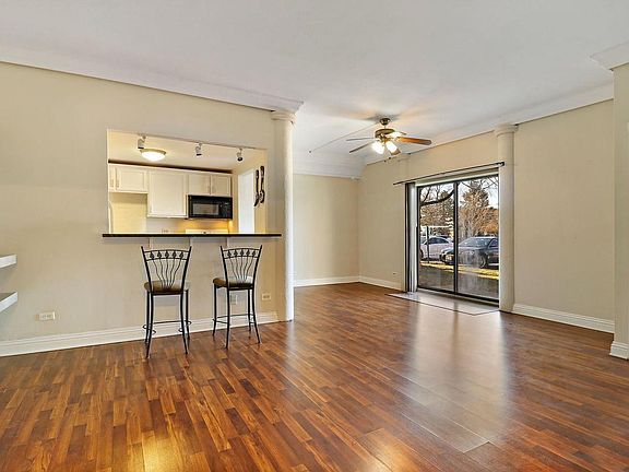 3rd image of 1463 Mercury Dr APT 104