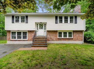 45 Fairfield St, Maynard, MA 01754