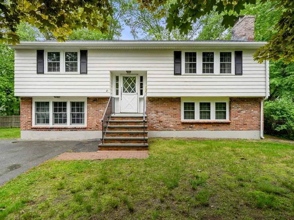 45 Fairfield St, Maynard, MA 01754
