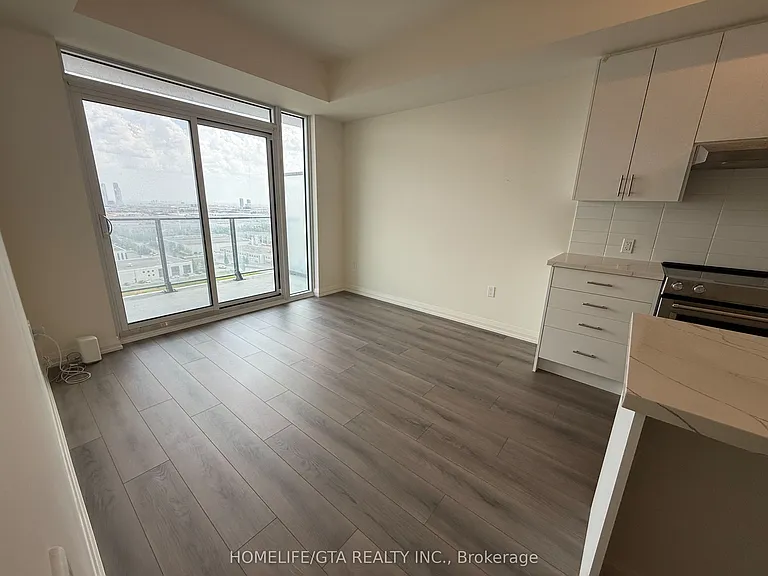 8960 Jane St #1612 — Photo 6