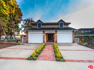 7900 W 83rd St, Playa Del Rey, CA 90293