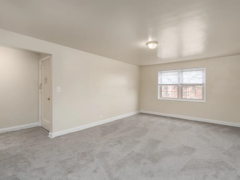 Samester Apartments — Photo 6