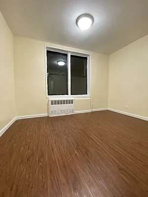 Rented by City Prime Commercial Realty  | media 4