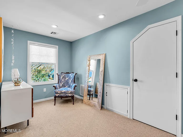 510 Lareine Ave — Photo 28