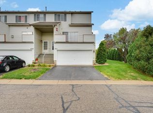 1871 122nd St E, Burnsville, MN 55337