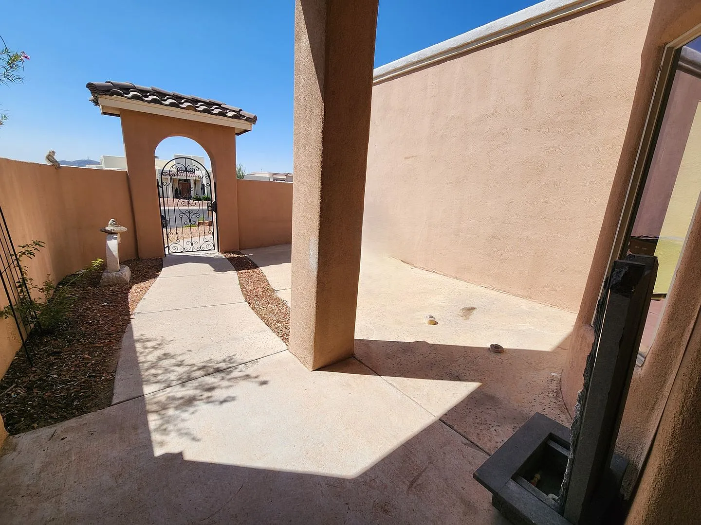 4189 Capistrano — Photo 4