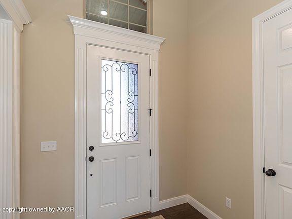 4th image of 6607 Glenwood Dr