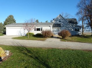 545 210th Ave, Pella, IA 50219