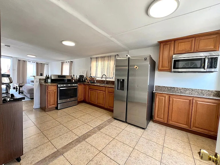 3687 Cherokee Ave — Photo 6