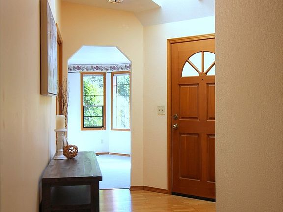3rd image of 2538 53rd Way SE