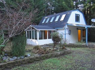 3165 Greenwood Heights Dr, Kneeland, CA 95549