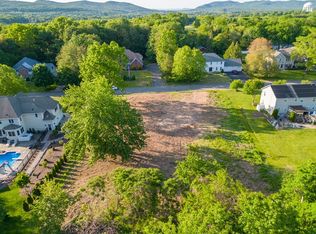 3 Valley View Dr, South Hadley, MA 01075