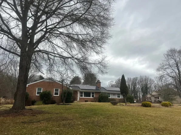 14812 Dunbarton Dr, Upper Marlboro, MD 20772