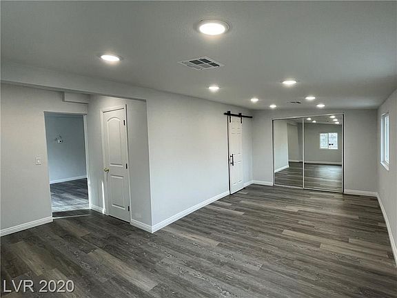 4th image of 1522 Phillips Ave