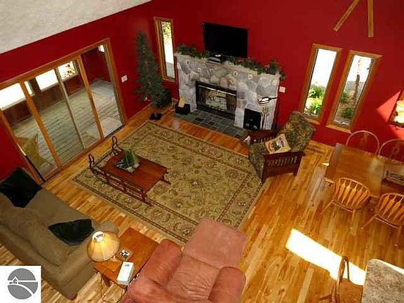 2nd image of 7986 Alcona Ct
