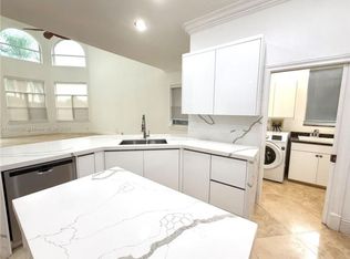 2547 Montclaire Cir, Fort Lauderdale, FL 33327