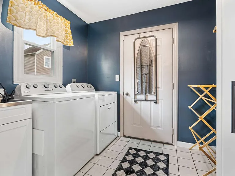 Laundry Room Cabinet